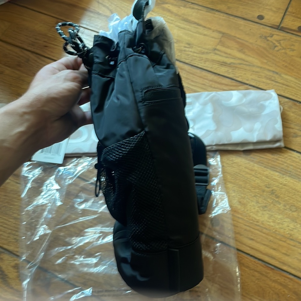 Dagne dover nova sling bag. NWT only been taken out for the pictures. - Picture 4 of 12